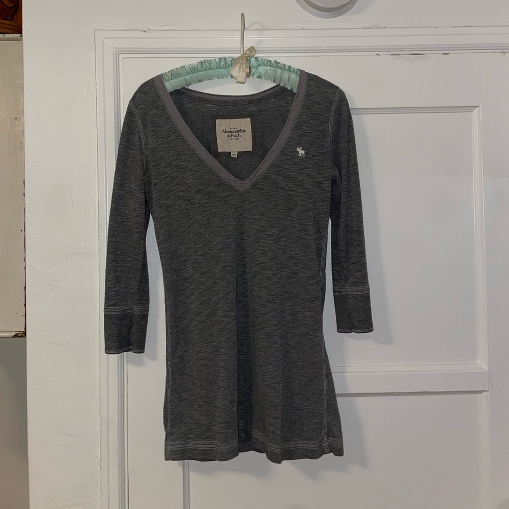 VINTAGE Abercrombie & Fitch baby doll v neck shirt